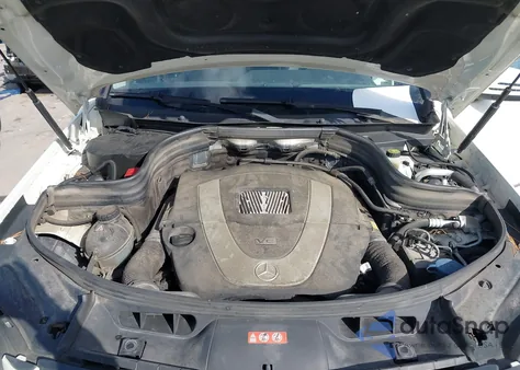 2010 Mercedes-Benz Glk 350 4Matic z USA, uszkodzony, nr VIN WDCGG8HB9AF457154